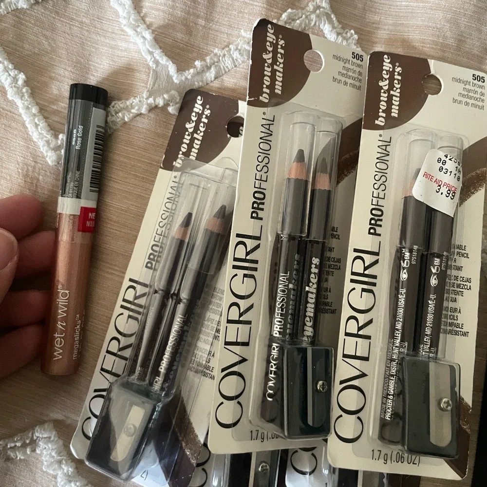 🎉HOSTPICK NYX COVERGIRL PHYSICIANS FORMULA - Bold and Neutral Shades makeup lot